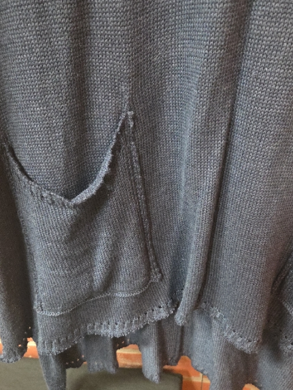 L Love Navy Knit Top Sz 2x - Picture 4 of 5